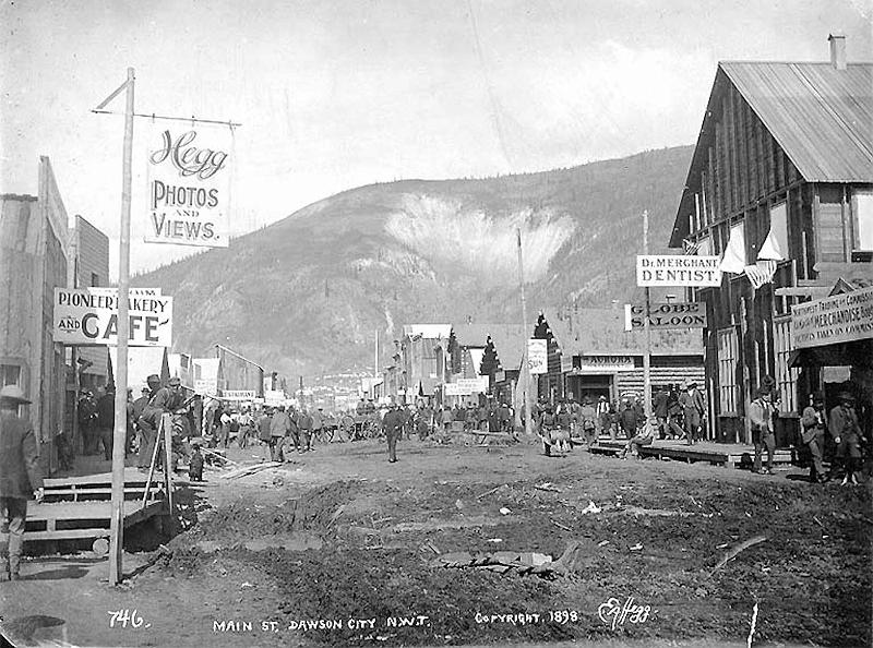 Dawson City 1898 Photo.jpg - DAWSON CITY 1898 PHOTO